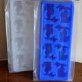 White and Great Lakes Blue Ice Cube Trays