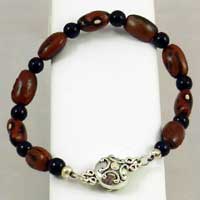 Hopi Purple String Bracelet
