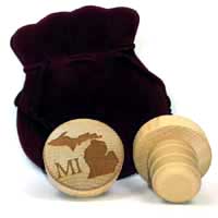 WineO Wooden Wine Stopper with Pouch